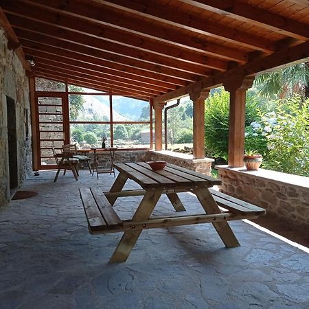 Amplia Y Comoda Casa De Piedra Con Porche Y Jardin San Roque de Riomiera Ngoại thất bức ảnh