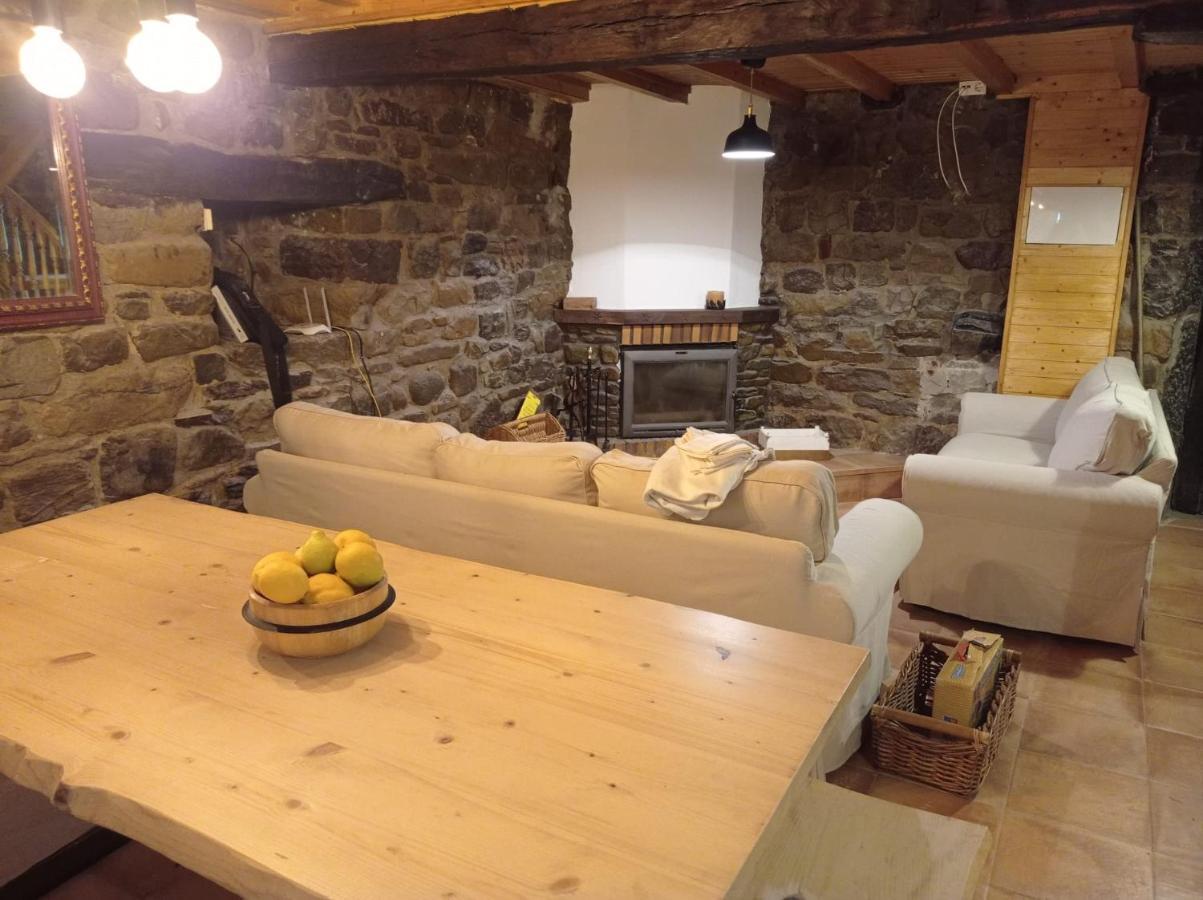 Amplia Y Comoda Casa De Piedra Con Porche Y Jardin San Roque de Riomiera Ngoại thất bức ảnh