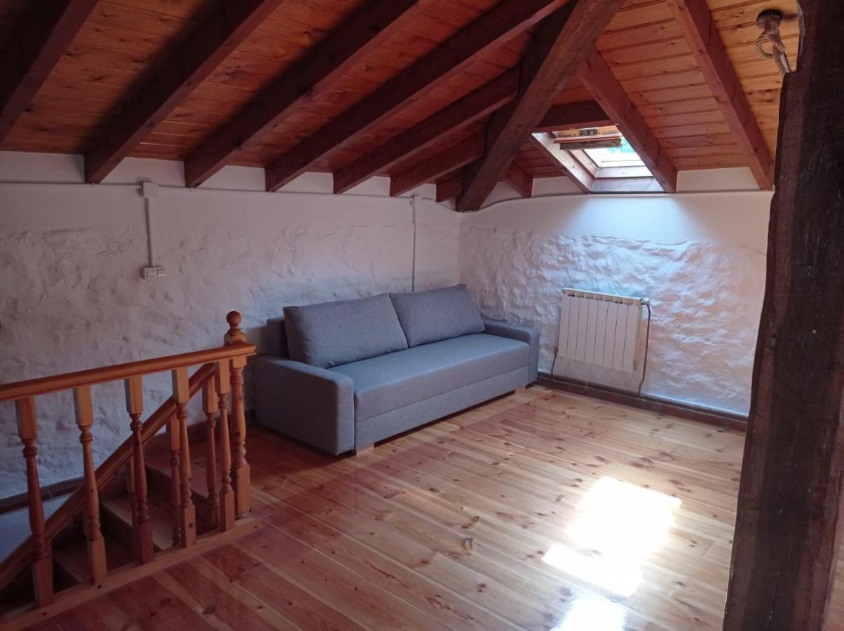 Amplia Y Comoda Casa De Piedra Con Porche Y Jardin San Roque de Riomiera Ngoại thất bức ảnh